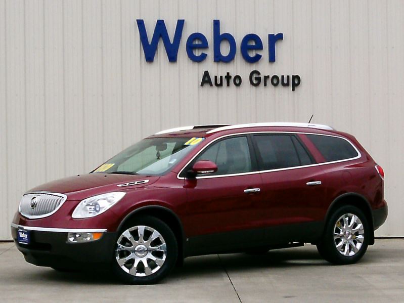 2010 Maroon Buick Enclave Cxl